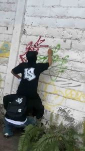 Losantos - T-shirt LS GENG Black Free sticker