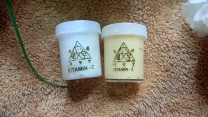 Paket Glowing Krim Vitamin E Segitiga Original: Solusi Flek Hitam dan Jerawat