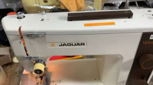Semihispeed sewing machine