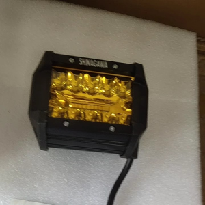 Desain Modern Lampu Depan: Otomotif Tahan Lama & Berkualitas Tinggi