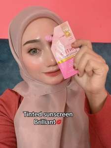 [ free bonus ] TINTED SUNSCREEN SACHET 20GR SPF 50 PA+++ | Brilliant Skin