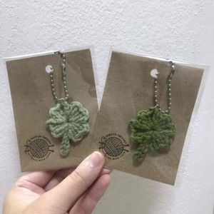 Clover Leaf Crochet: พวงกุญแจใบโคลเวอร์โครเชต์ (Clover Leaf Crochet)