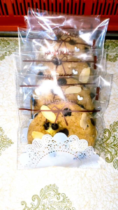 Smores Chocolate Chip Cookies with Almonds 8 pcs per box