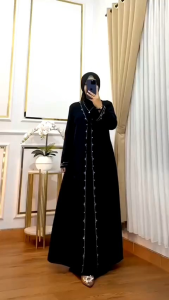 Abaya Modern Ceruty Babydoll Armany Payet Swarosky: Gaya Desain Elegan & Bahan Berkualitas Tinggi