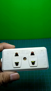 stop kontak tenaga baterai