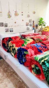 ผ้าหมองขนมิ้งค์ 7 ฟุต กุ้นขอบหนา 2 ชั้น By Hilton สำหรับเกรดพรีเมี่ยม 🌈ช่วยลดลาย 2 ด้าน ลายดอกไม้ สีสดใส สวยงามมาก 👗