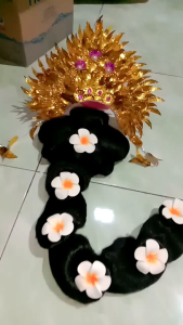 mahkota sunting bali dan sanggul Bali  dewasa