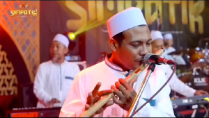 FLASHDISK 32GB FULL ISI MP4/MP3 SHOLAWAT QASIDAH VERSI KOPLO TERBAIK BISA TV ANDROID SPKEAR AKTIF
