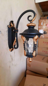 Garansi Lampu dinding outdoor waterproof Klasik Kode 1150 WB/S Hitam Gold Tahan Air - Anti Karat