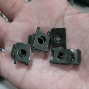 {100 Pcs} Hanya Klip Yamaha M5x16