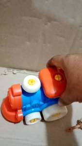 MAINAN MEKANIK BONGKAR PASANG HELIKOPTER DAN KERETA DP 09