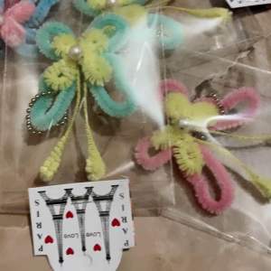 Gantungan kunci kupu kupu