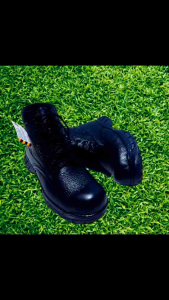 Sepatu Safety Pria Kulit Boots Kerja Hitam KiNGS 002 -SHOES