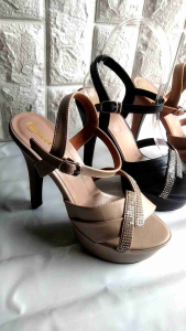 sepatu high heels wanita terbaru tinggi 13cm