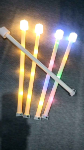 obor elektrik terbaru LED kedip berwarna untuk pawai dan karnaval mainan anak dan dewasa
