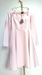 เดรสแขนยาวสีชมพูทรงบาน5ส่วน🏩 pisamai BB01