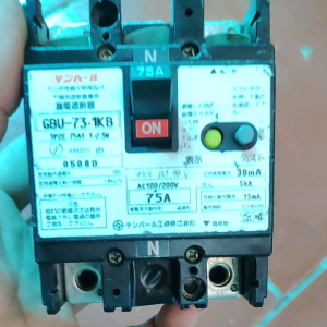 át 100a Fuji nito pana matsushita chống giật 1pha các hãng nhật bản