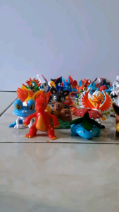 Action Figure Pokemon mini 1set isi 24pcs