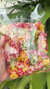 ข้าวเกรียบดอกไม้ ข้าวเกรียบดาว ข้าวเกรียบดิบ