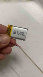 Pin sạc 402030 200mAh  3.7V (có mạch bảo vệ)