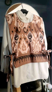 Vest Batik / Rompi Batik Wanita