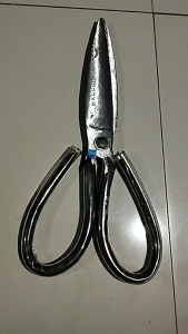 Gunting Pande Besi Untuk Tembakau & Tulang Uluran Sedang