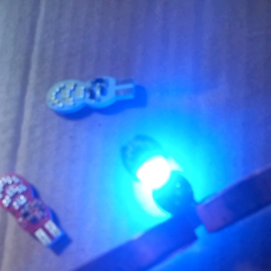 LAMPU LED T10 SEIN SENJA RUNNING 30MATA 2SISI 12VOLT MOTOR MOBIL