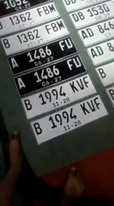 PLAT NOMOR MOBIL HURUF TIMBUL SUDAH ADA LOGO