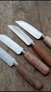 4 pcs pisau dapur baja siap pakai di jamin tajam sudah di asah ulang