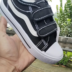 sepatu anak sekolah TERBARU laki laki perempuan velcro/perekat terbaru dari Nb model ventela