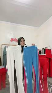 Celana Cutbray Senam Wanita DAS 2 / CELANA OLAHRAGA WANITA LISDAS /Celana Olahraga