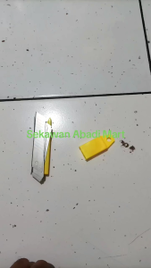 Jual isi cutter besar 1 kotak isi 10pcs produk di jamin mantap