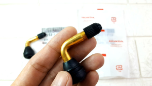 TIRE VALVE / PITO (Made in Japan) genuine Honda Zoomer 110 (FRONT/REAR APPLICABLE)