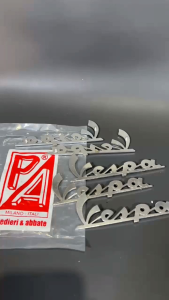 Emblem logo Vespa latin saja Bomisa original import depan vespa super sprint pts dsb kelingan Chrome embos bomisa bungkus milano PA italy 🇮🇹 Nos murah  grosir eceran