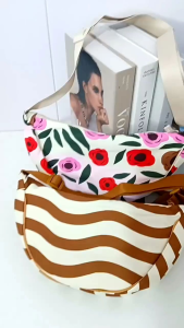 ET Tas Slempang Bahu Bulat ala Uniql* Marimekko