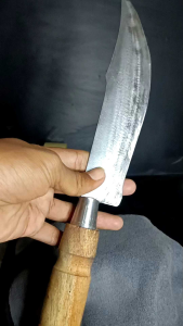 Pisau Tajam Baja Asli