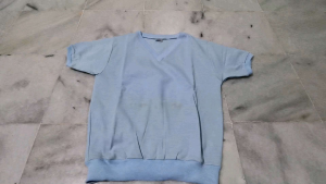 Setelan training globe biru