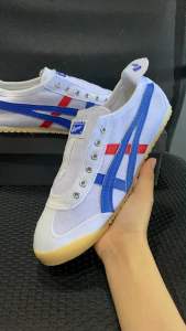 รองเท้าผ้าใบ สลิปออนไม่มีเชือก สินค้ากำลังฮิต ใส่ได้ทั้งผู้หญิงและผู้ชาย รับประกันสินค้าตรงปก 100% มี36–45