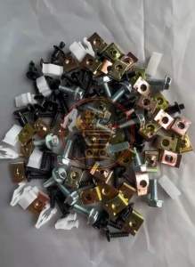 น็อตชุดสี Honda PCX150 ฮอนด้า พีซีเอ็กซ์150 พร้อมกิ๊บ ทั้งคัน น็อตมอเตอร์ไซค์เดิม ทั้งคัน สินค้าได้ครบตามภาพประกอบ สินค้าพร้อมส่ง