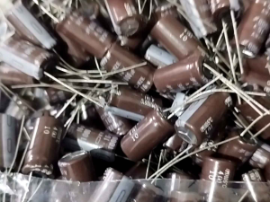 Elko 47u 160v / 47uf 160volt Kualitas Baik COD