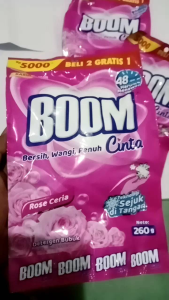 DETERJEN BOOM CINTA 260 G