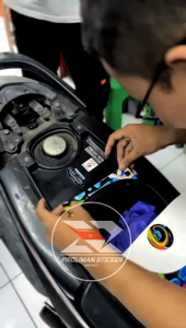 STRIPING STICKER PELINDUNG COVER TANGKI MIO SPORTY MOTIF GRAFITY / STICKER PELINDUNG COVER TANGKI MIO SMILE MOTIF GRAFITY / STICKER PELINDUNG COVER TANGKI MIO SOUL MOTIF GRAFITY KODE GF