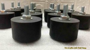 Cao su chống rung phi 60 cao 40 (mm) - có ốc 10li