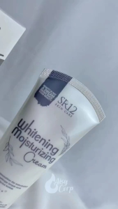 SR12 Whitening Moisturizing Cream Moisturizer Tubuh & Wajah 100ml
