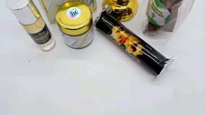 Paket Lengkap Bakhoor/Buhur Saudi: Produk E-commerce Eceran