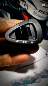 Tombol Saklar Dimmer Lampu Motor Kotak Segitiga 3 Mode On Off Dim Jauh Dekat Honda Yamaha Suzuki