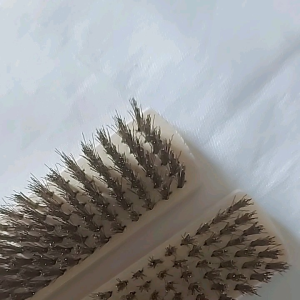 E62 Copperized Steel Brush 2 Pieces: Sturdy Cleaning Tool & Durable Rust-Resistant Brush