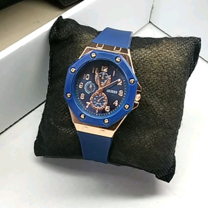 Jam Tangan Wanita Analog Strap Karet Import: Pilihan Terbaik untuk Anda