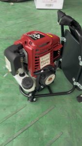 หัวเครื่องตัดหญ้า4จังหวะ+ โคลง เอวอ่อน tomitsu