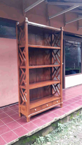 RAK BUKU MINIMALUS LACI 3 KAYU JATI